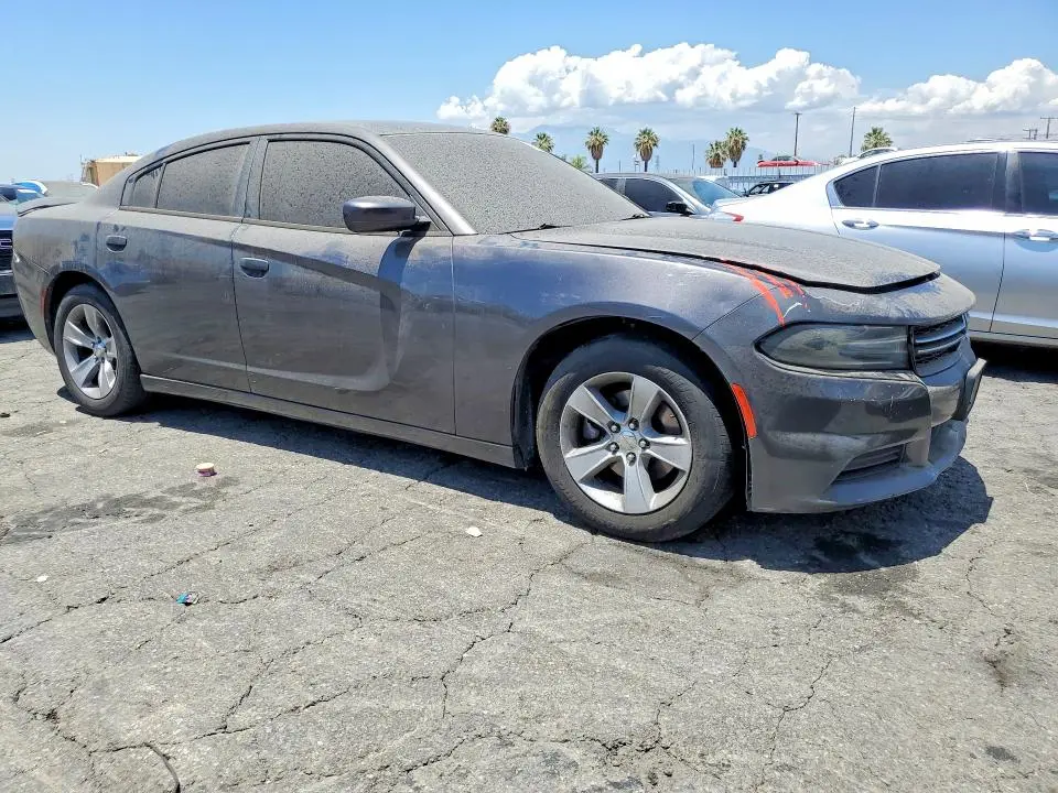 2016 DODGE CHARGER SE  