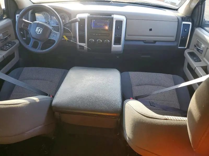 2012 DODGE RAM 1500 SLT  