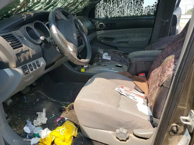 2012 TOYOTA TACOMA   
