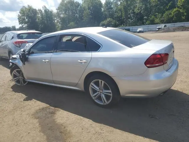 2012 VOLKSWAGEN PASSAT SE  
