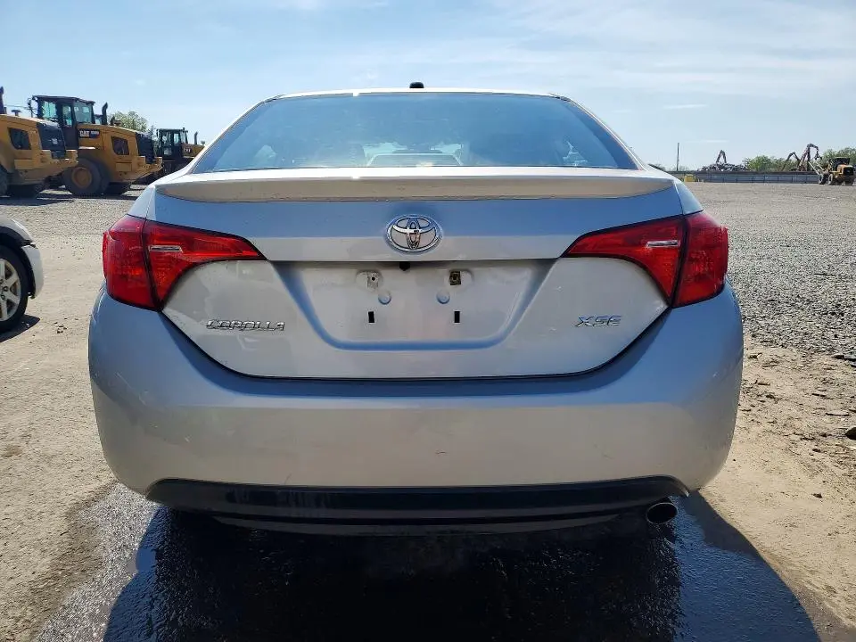 2019 TOYOTA COROLLA XSE  