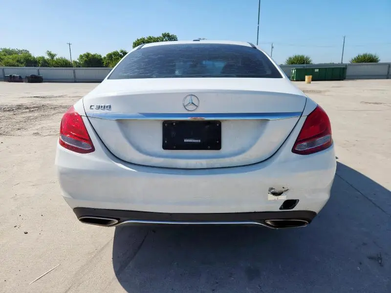 2015 MERCEDES-BENZ C 300  