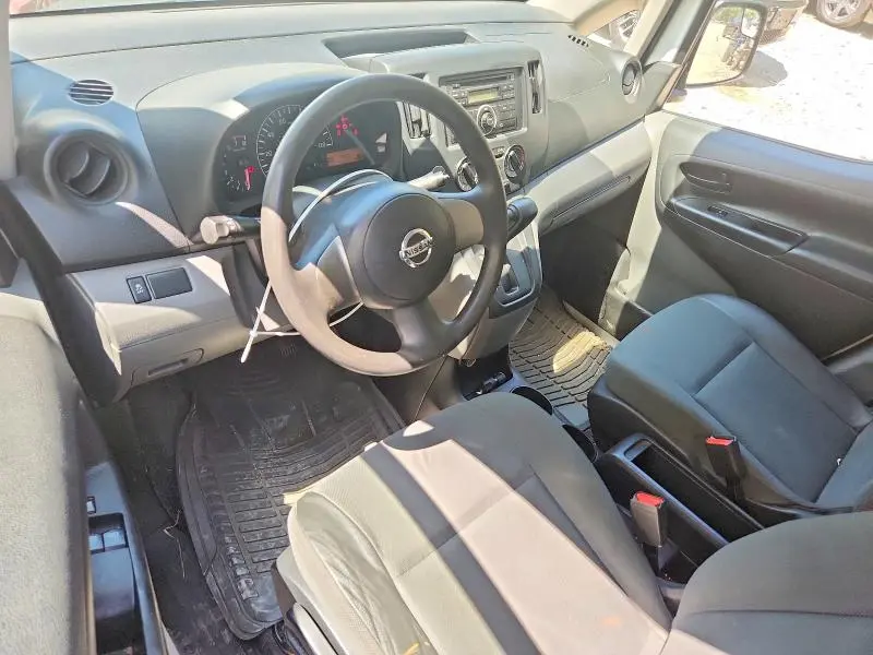 2014 NISSAN NV200 S  