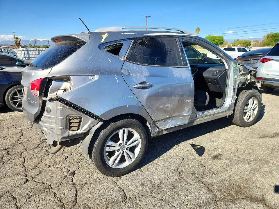 2012 HYUNDAI TUCSON GLS  