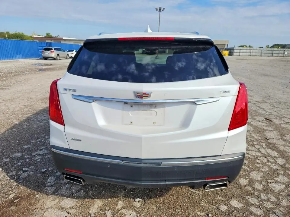 2018 CADILLAC XT5 LUXURY  