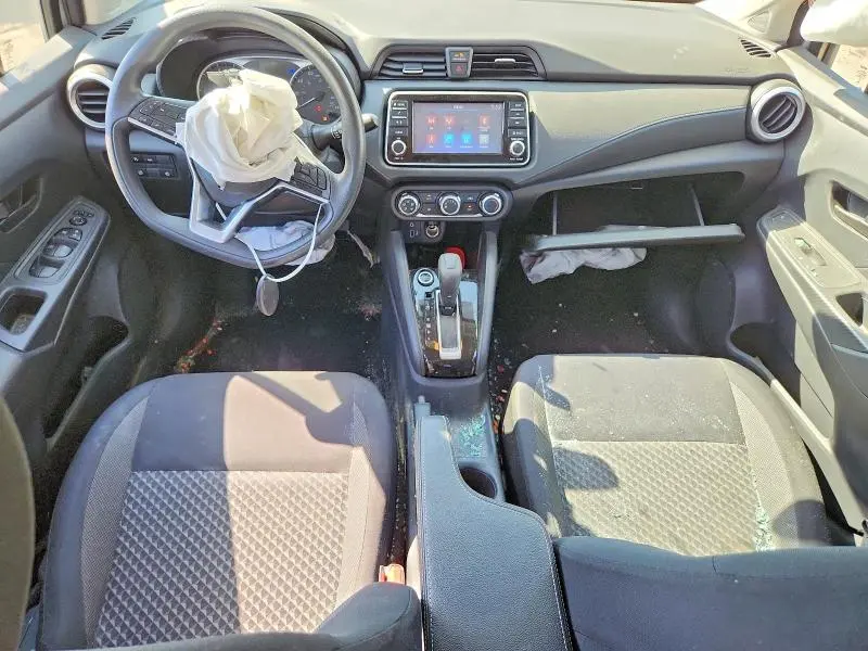 2020 NISSAN VERSA S  