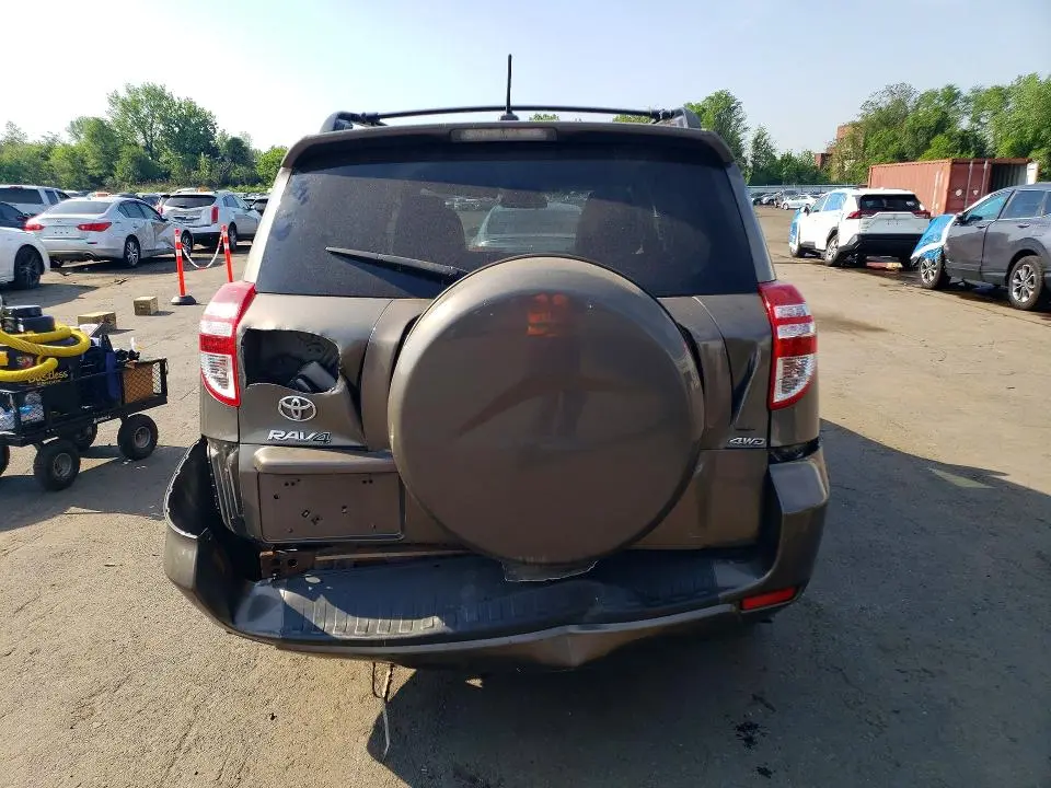 2012 TOYOTA RAV4 BASE  