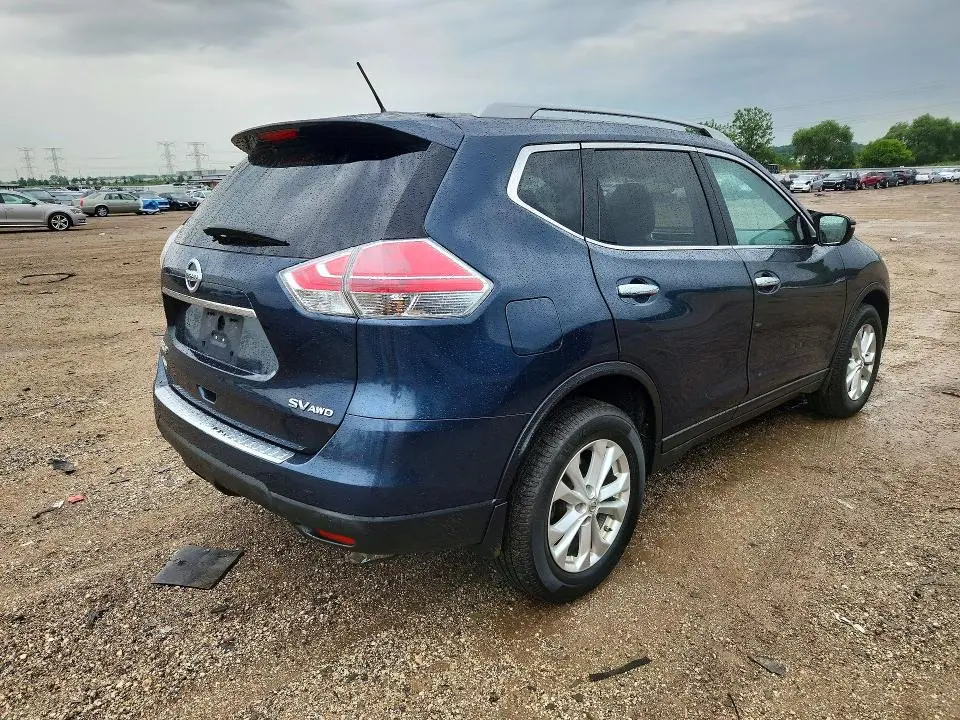 2015 NISSAN ROGUE SV  