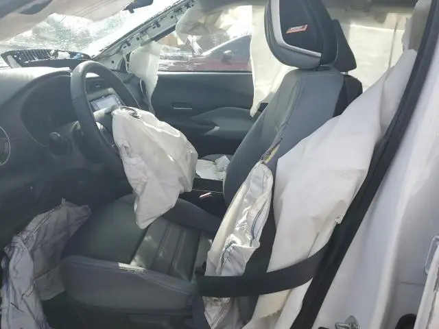 2023 NISSAN KICKS SR  