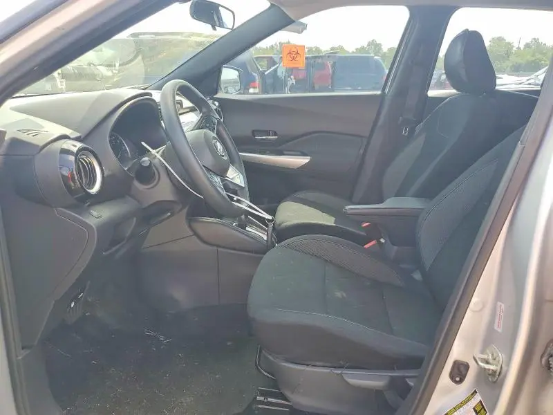 2019 NISSAN KICKS SV  