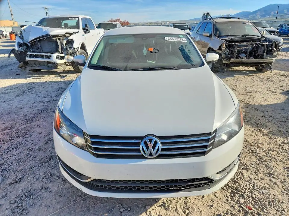 2014 VOLKSWAGEN PASSAT SE  