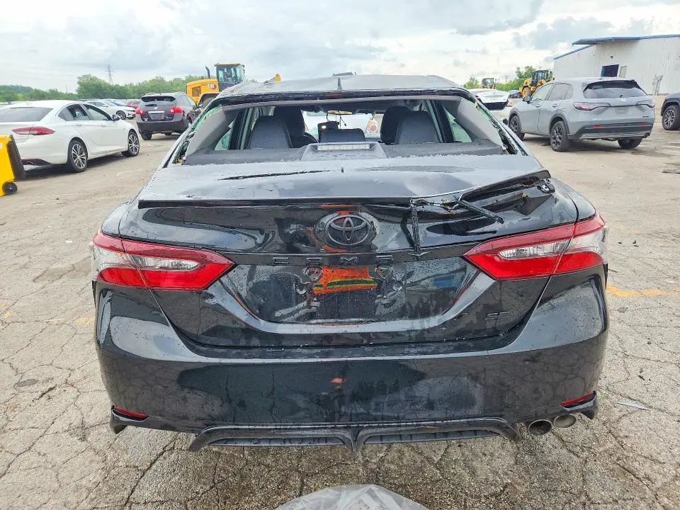 2023 TOYOTA CAMRY SE  