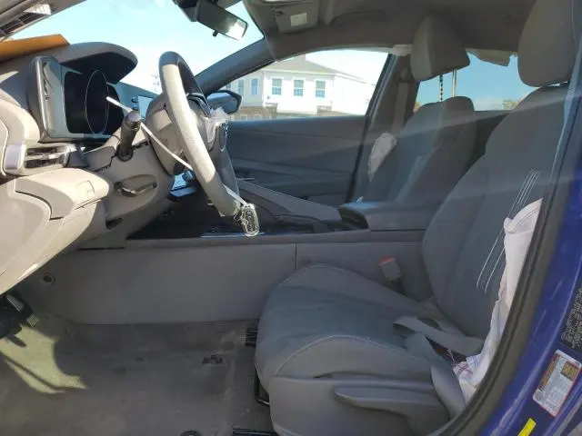 2022 HYUNDAI ELANTRA SEL  