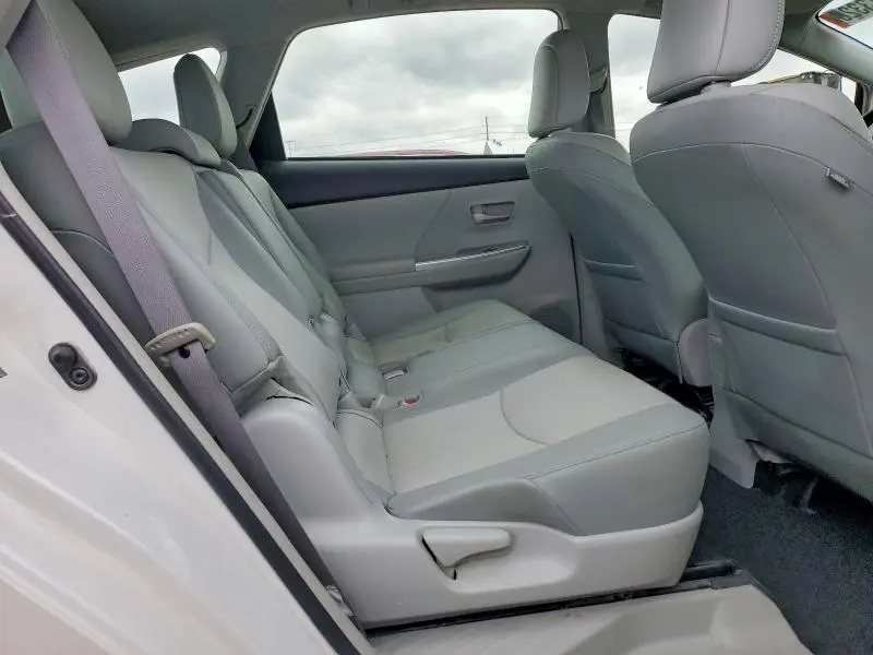 2012 TOYOTA PRIUS V FIVE  