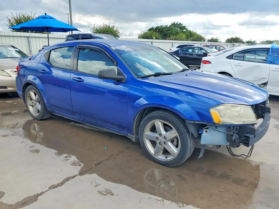 2014 DODGE AVENGER SE  
