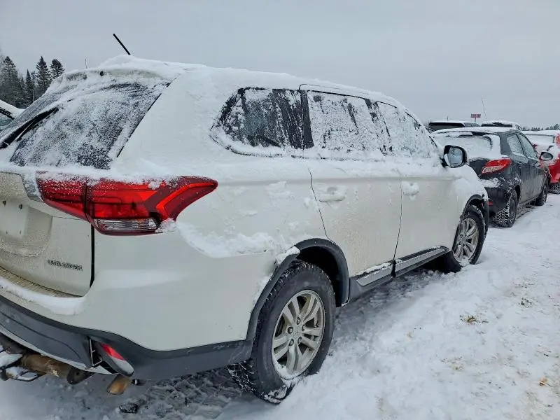 2016 MITSUBISHI OUTLANDER ES  