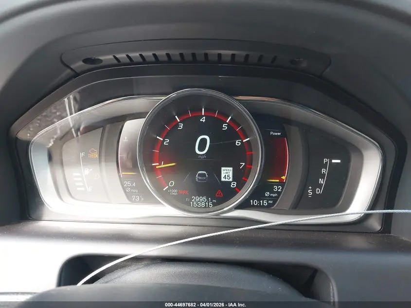 2016 VOLVO XC60 T5 DRIVE-E PLATINUM