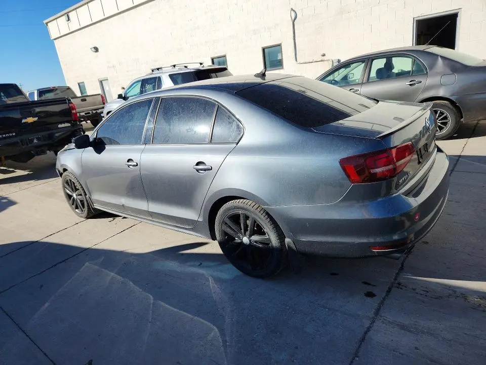 2018 VOLKSWAGEN JETTA SPORT  