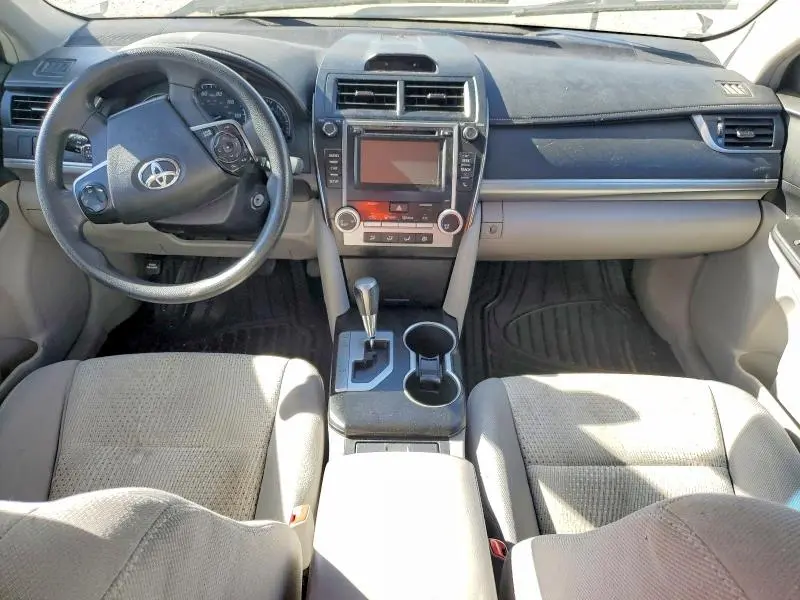 2014 TOYOTA CAMRY LE  