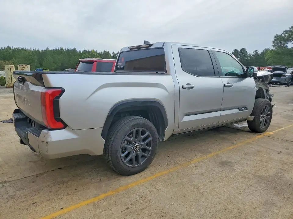 2023 TOYOTA TUNDRA PLATINUM HV  