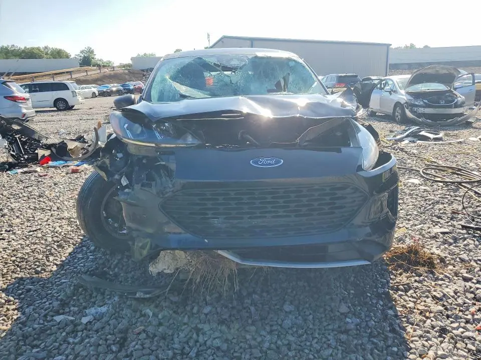 2022 FORD ESCAPE S  