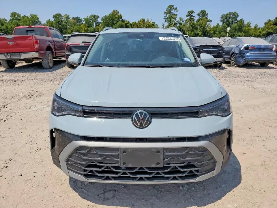 2025 VOLKSWAGEN TAOS SE  