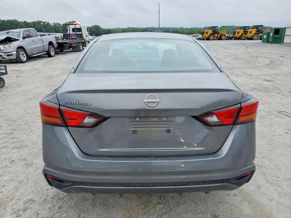 2024 NISSAN ALTIMA S  
