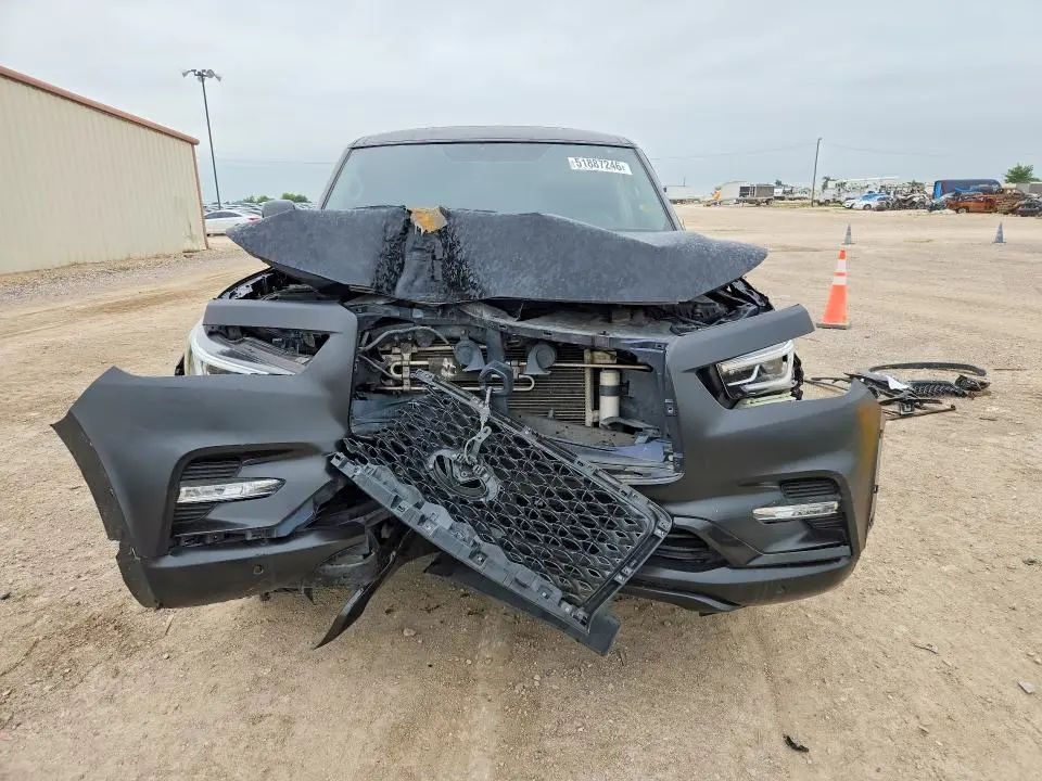 2018 INFINITI QX80 BASE  