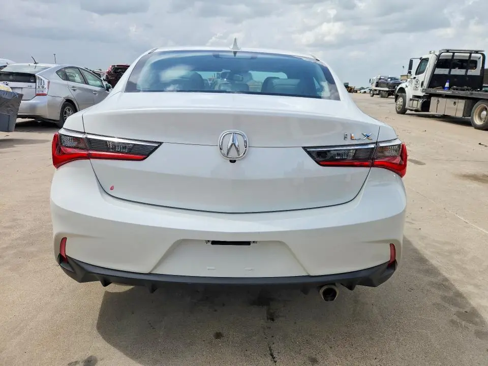 2020 ACURA ILX PREMIUM/TECHNOLOGY  