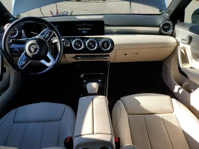 2021 MERCEDES-BENZ A 220