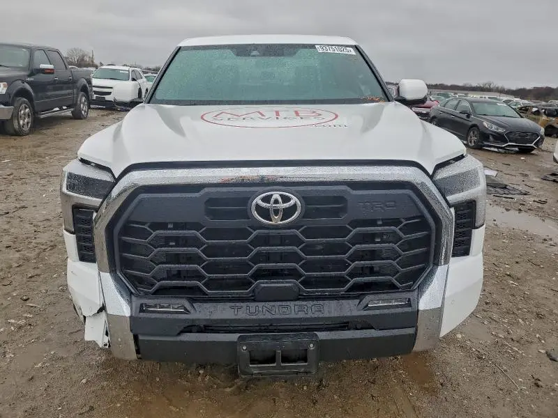 2025 TOYOTA TUNDRA CREWMAX SR  