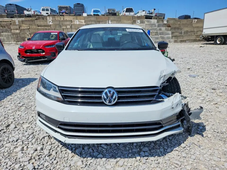 2015 VOLKSWAGEN JETTA SE  