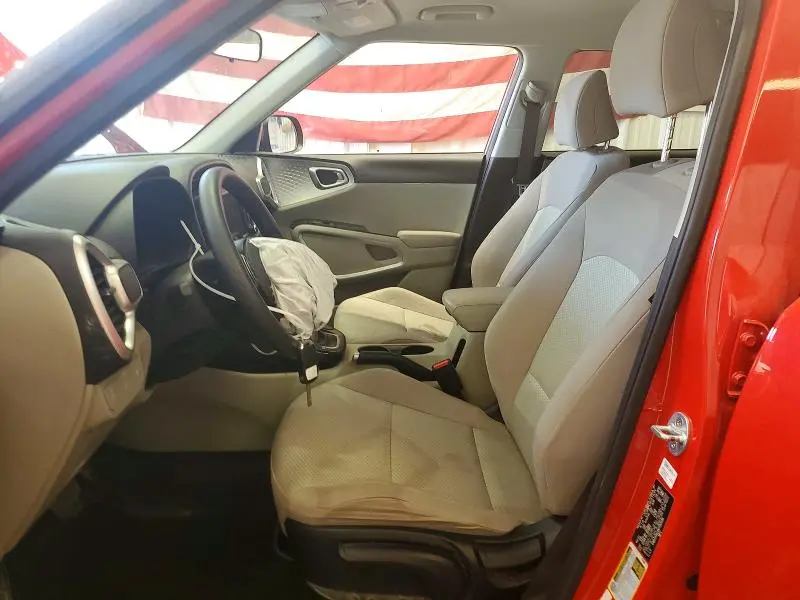 2022 KIA SOUL LX  