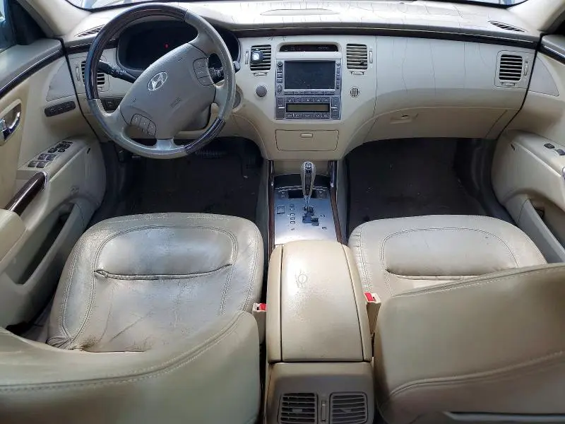 2011 HYUNDAI AZERA LIMITED  