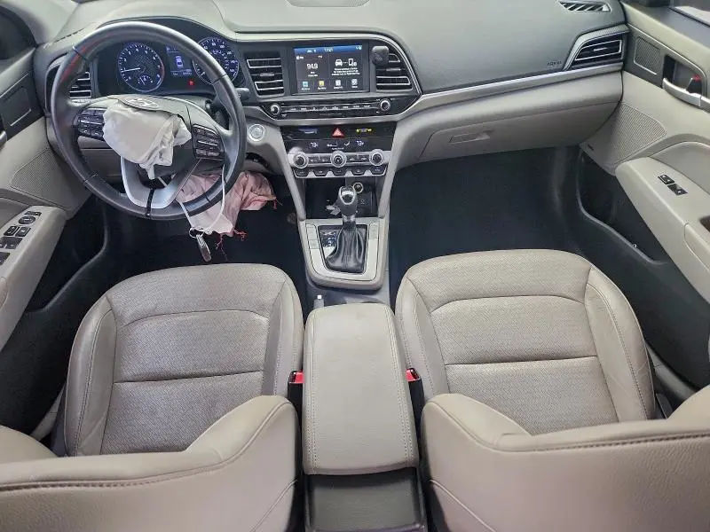 2019 HYUNDAI ELANTRA SEL  