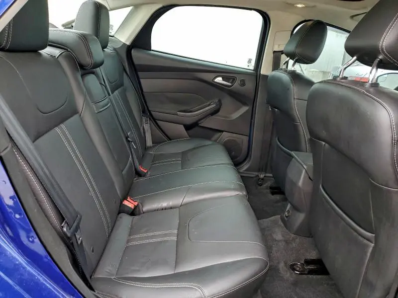 2012 FORD FOCUS TITANIUM  