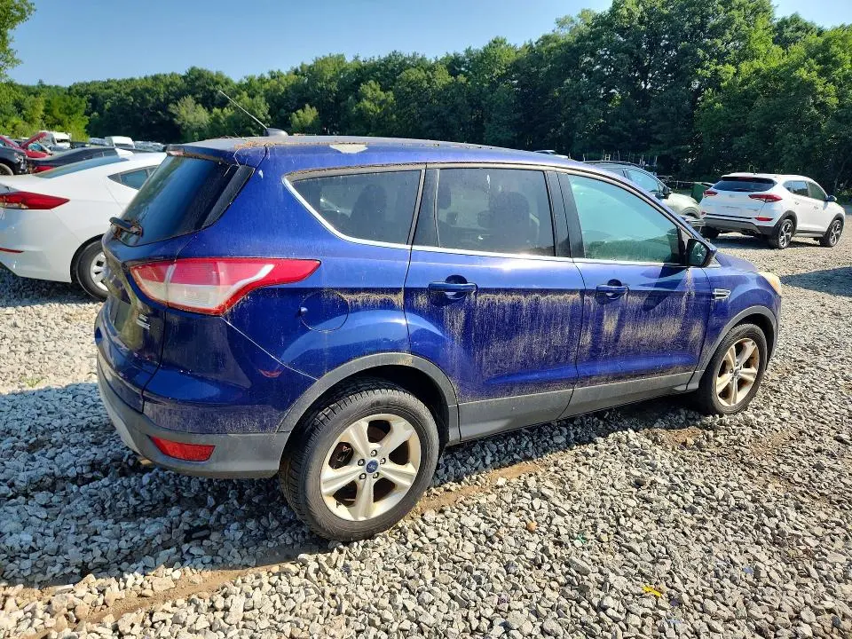 2016 FORD ESCAPE SE  