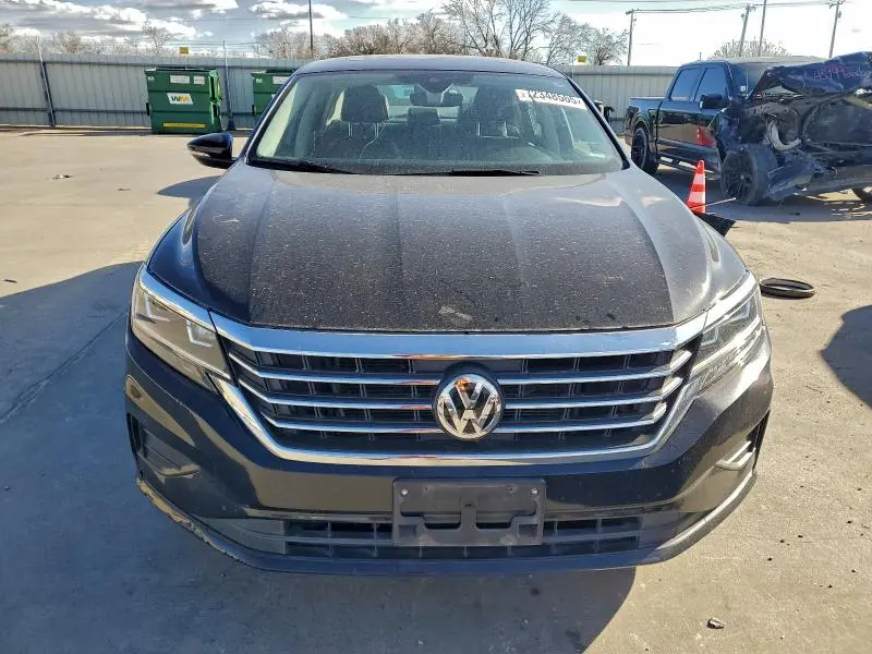 2021 VOLKSWAGEN PASSAT SE  