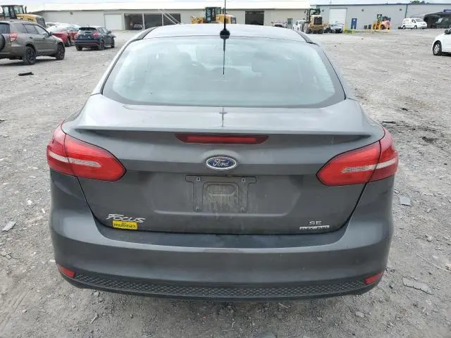 2016 FORD FOCUS SE  
