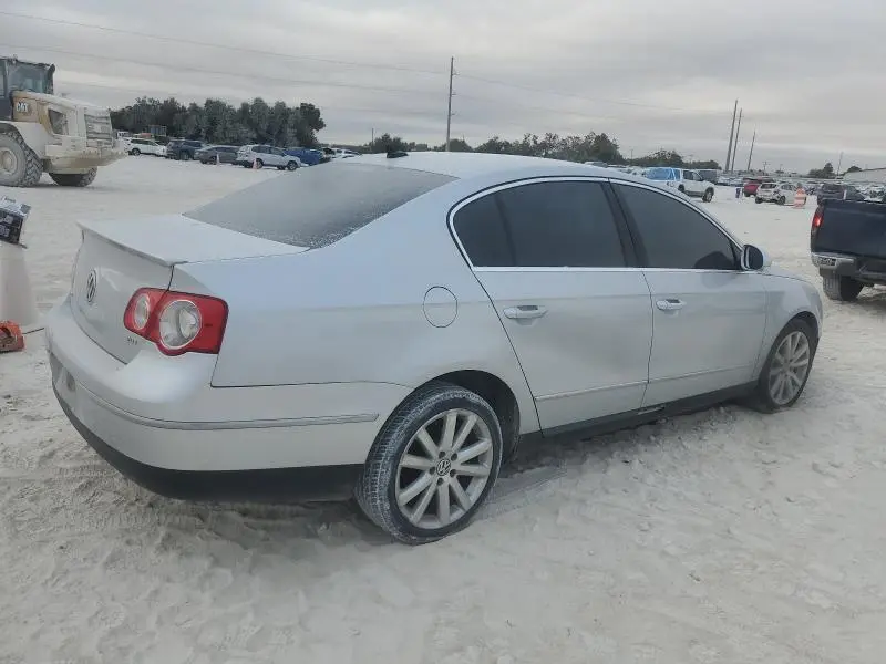 2010 VOLKSWAGEN PASSAT KOMFORT  
