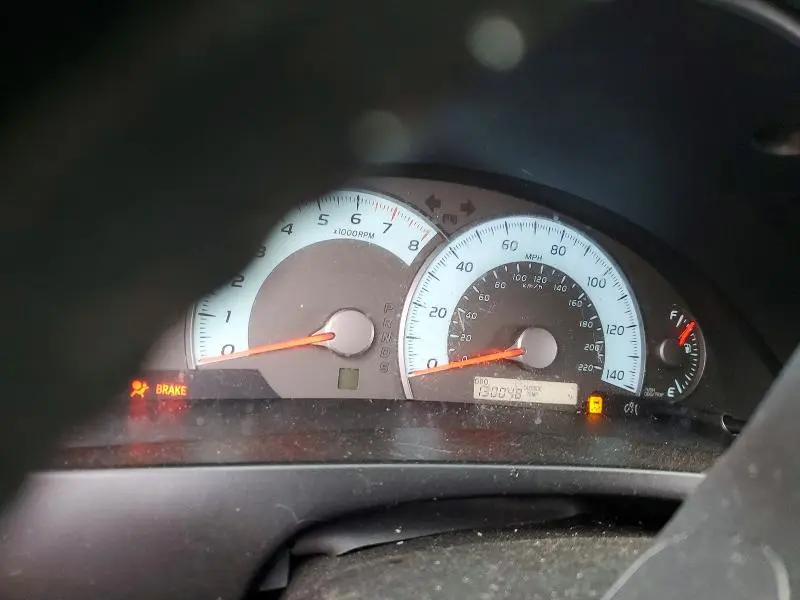 2010 TOYOTA CAMRY SE  