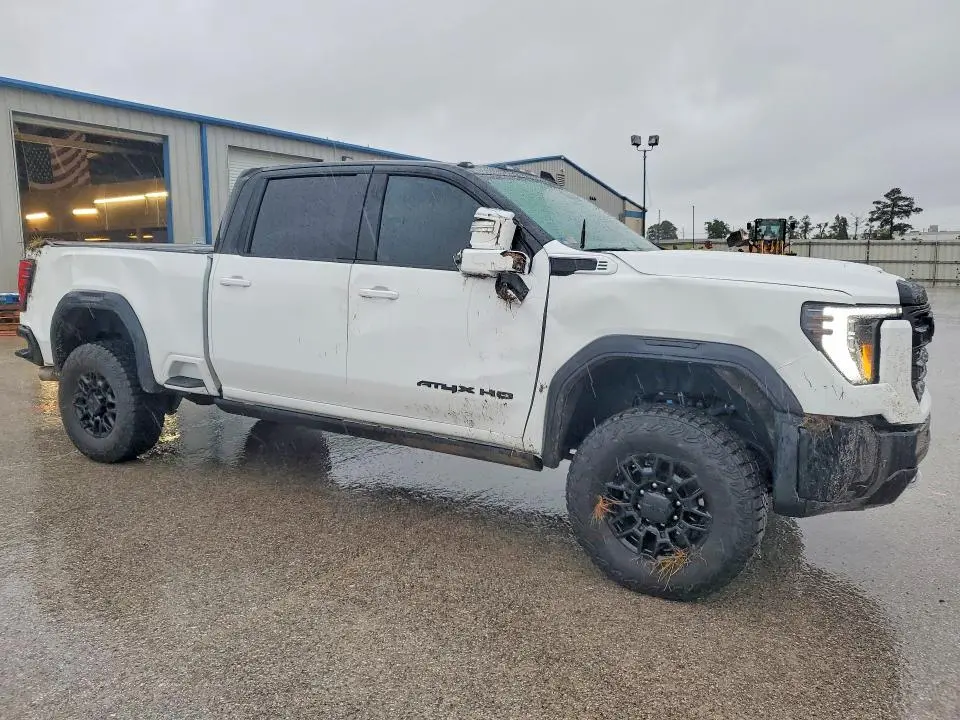 2025 GMC SIERRA K2500 AT4X  