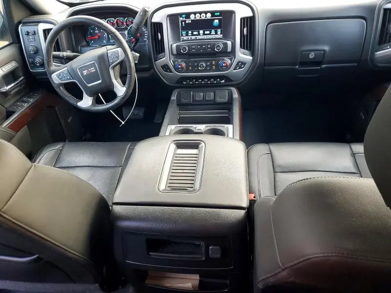 2018 GMC SIERRA K1500 SLT  