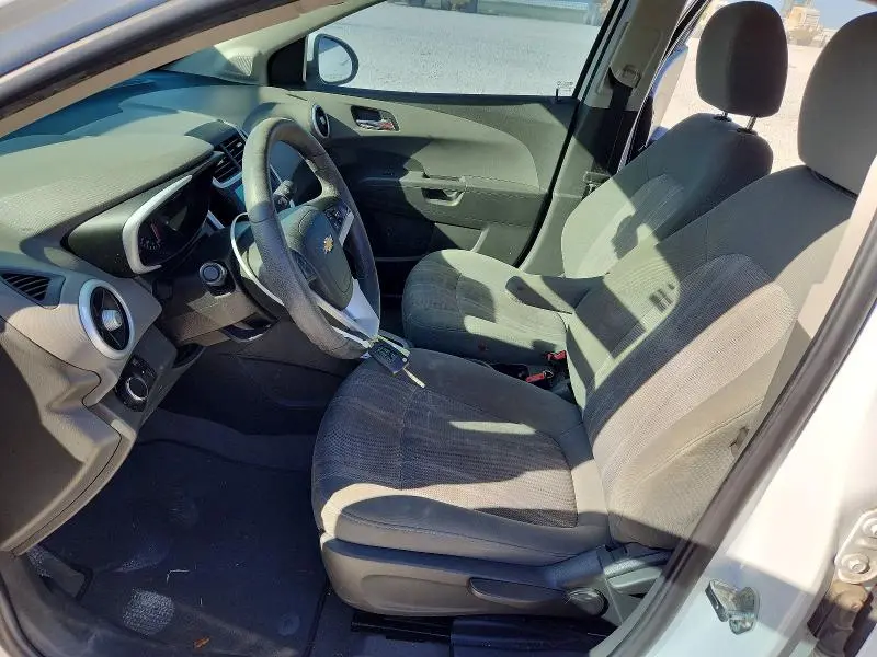 2017 CHEVROLET SONIC LT  