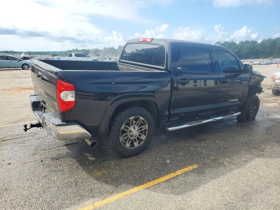 2016 TOYOTA TUNDRA CREWMAX SR5  