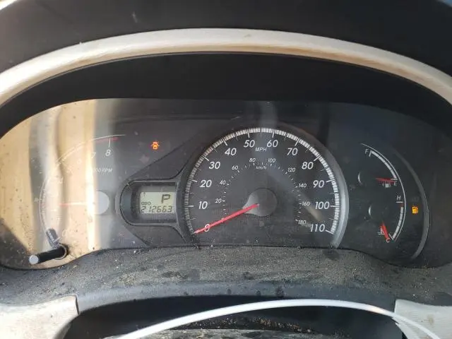 2011 TOYOTA SIENNA LE