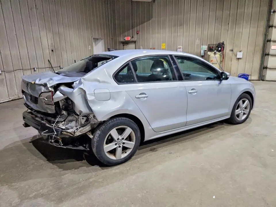 2011 VOLKSWAGEN JETTA TDI  