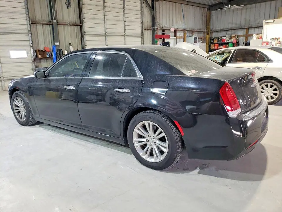 2017 CHRYSLER 300C   