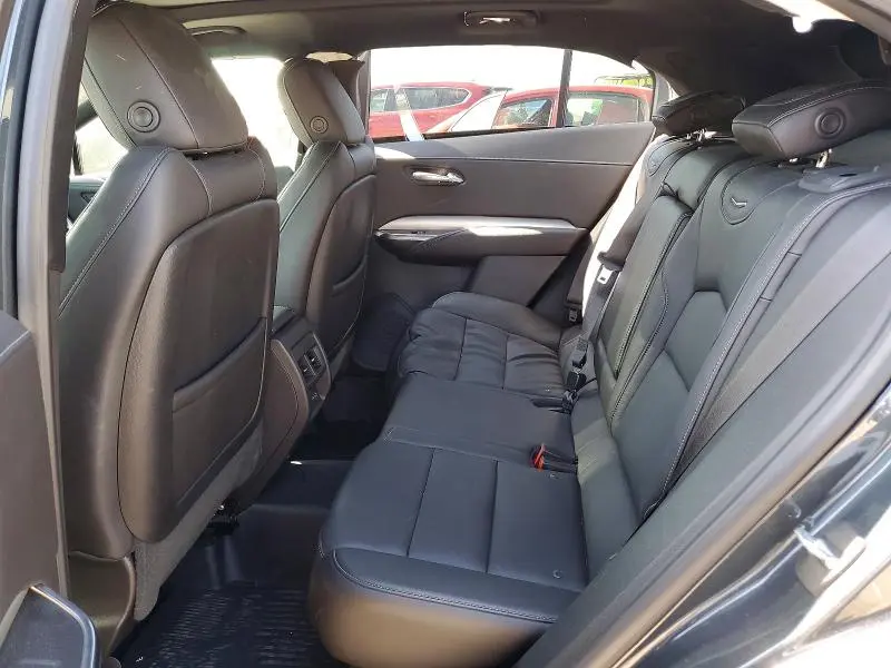 2019 CADILLAC XT4 PREMIUM LUXURY  