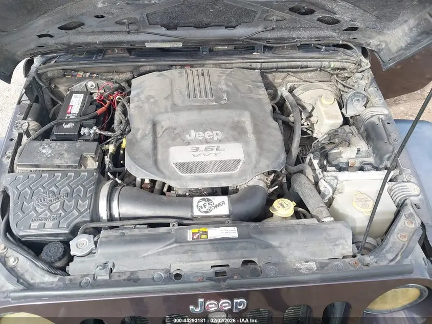 2013 JEEP WRANGLER UNLIMITED SAHARA